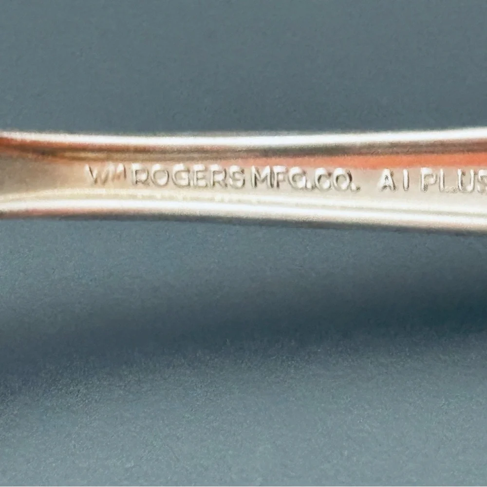 Wm Rogers Co Tupperware Rose Silver Plated Tea Spoons - lot of 5 pieces